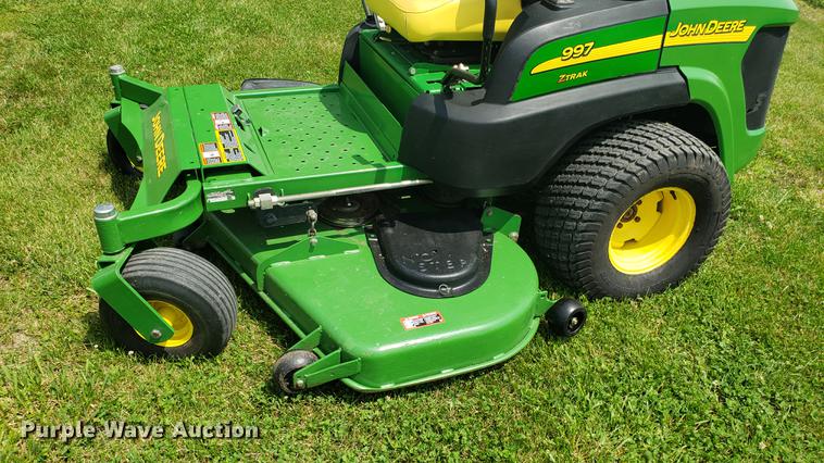 image for item EU9758 2009 John Deere 997 ZTR lawn mower