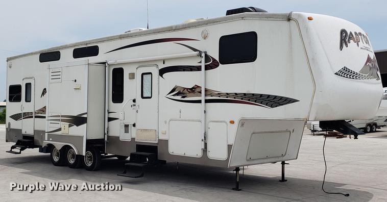 image for item EU9761 2007 Keystone Raptor toy hauler camper