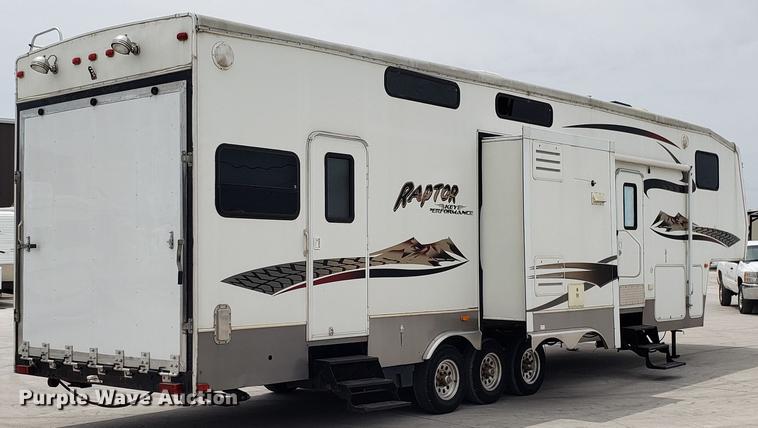 image for item EU9761 2007 Keystone Raptor toy hauler camper