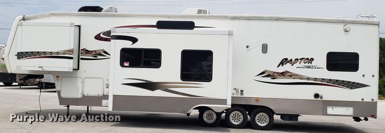 image for item EU9761 2007 Keystone Raptor toy hauler camper