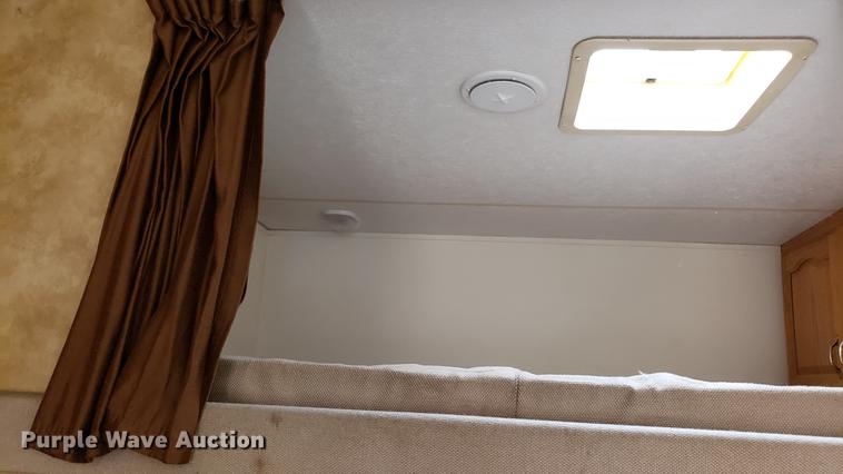 image for item EU9761 2007 Keystone Raptor toy hauler camper