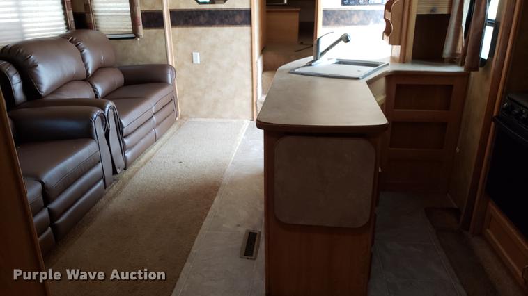 image for item EU9761 2007 Keystone Raptor toy hauler camper