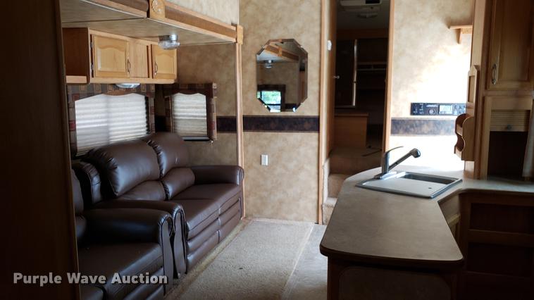 image for item EU9761 2007 Keystone Raptor toy hauler camper