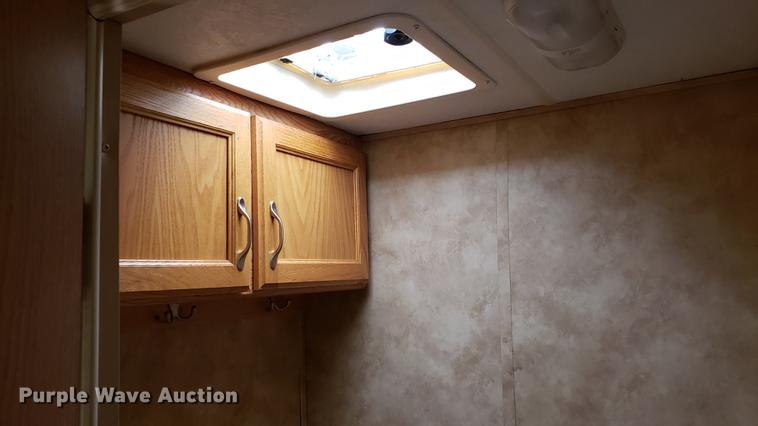 image for item EU9761 2007 Keystone Raptor toy hauler camper