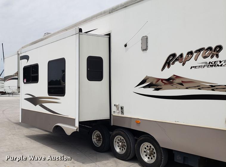 image for item EU9761 2007 Keystone Raptor toy hauler camper