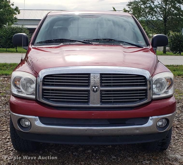 image for item EU9765 2007 Dodge Ram 1500 Quad Cab pickup truck