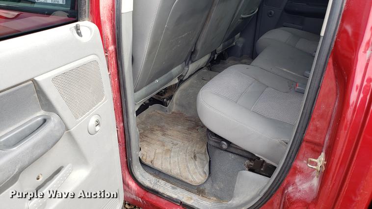 image for item EU9765 2007 Dodge Ram 1500 Quad Cab pickup truck