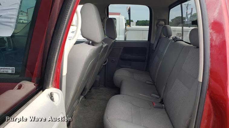 image for item EU9765 2007 Dodge Ram 1500 Quad Cab pickup truck