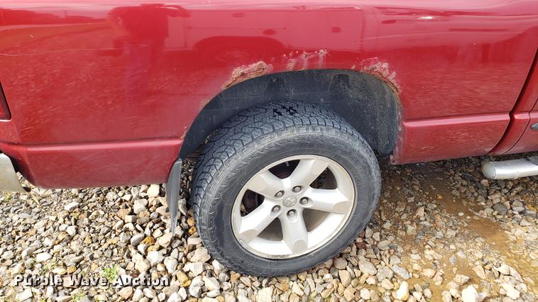 image for item EU9765 2007 Dodge Ram 1500 Quad Cab pickup truck