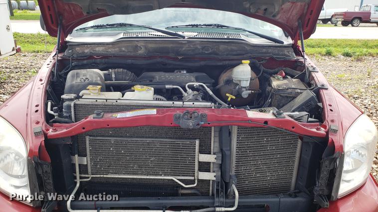 image for item EU9765 2007 Dodge Ram 1500 Quad Cab pickup truck