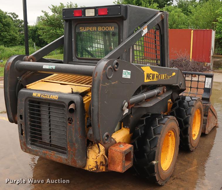 image for item FE9620 2006 New Holland L160 skid steer