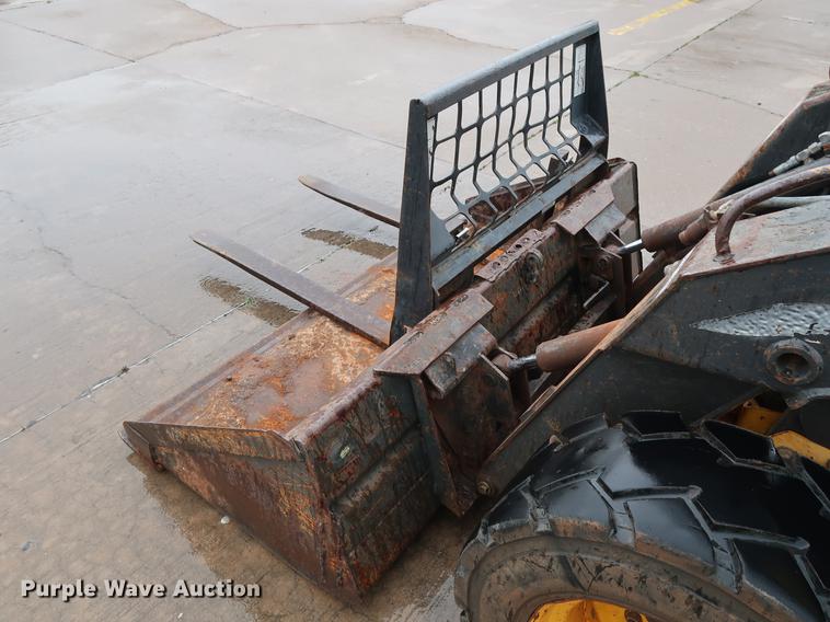 image for item FE9620 2006 New Holland L160 skid steer