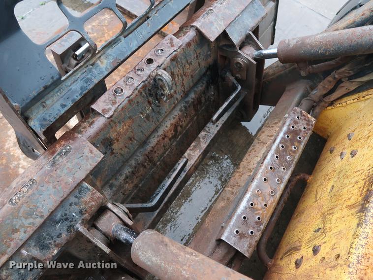 image for item FE9620 2006 New Holland L160 skid steer