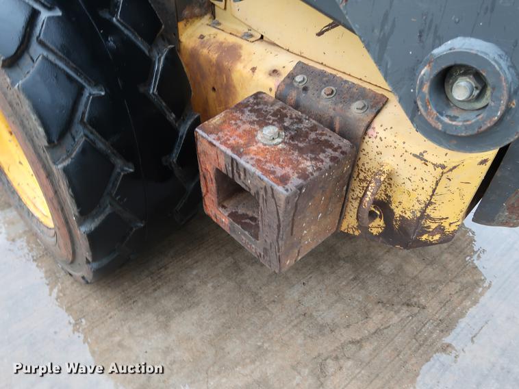 image for item FE9620 2006 New Holland L160 skid steer