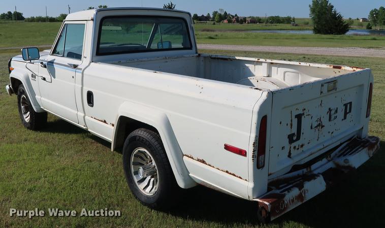 image for item FE9623 1981 Jeep J10 pickup truck