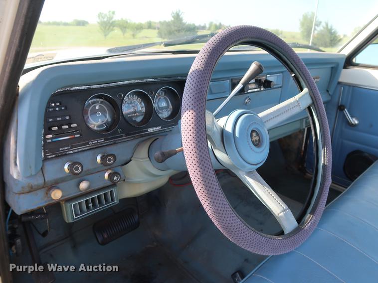 image for item FE9623 1981 Jeep J10 pickup truck