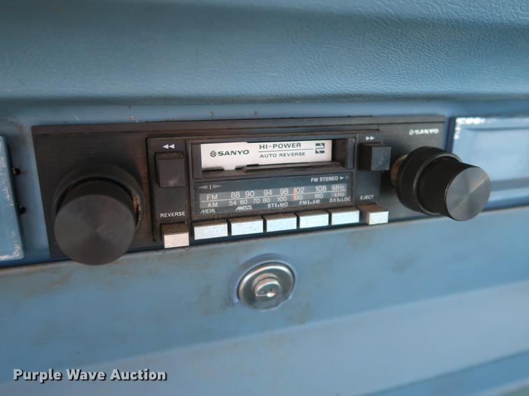 image for item FE9623 1981 Jeep J10 pickup truck