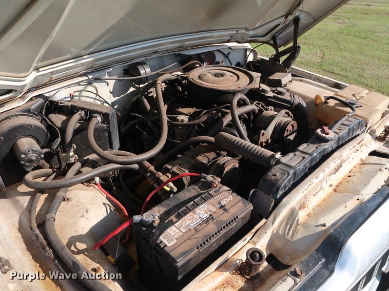 image for item FE9623 1981 Jeep J10 pickup truck