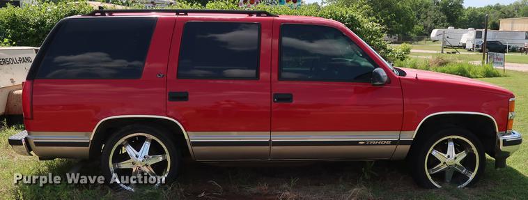 image for item FE9638 1999 Chevrolet Tahoe LT SUV