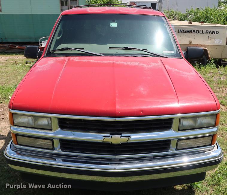 image for item FE9638 1999 Chevrolet Tahoe LT SUV