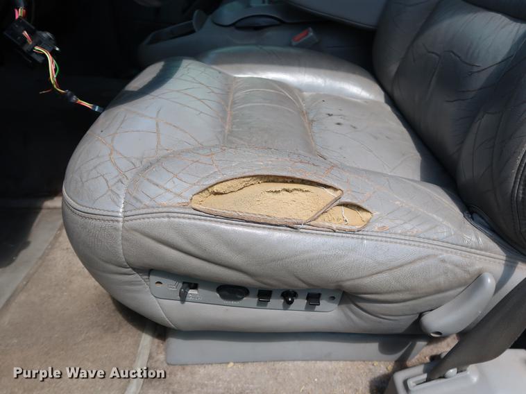 image for item FE9638 1999 Chevrolet Tahoe LT SUV