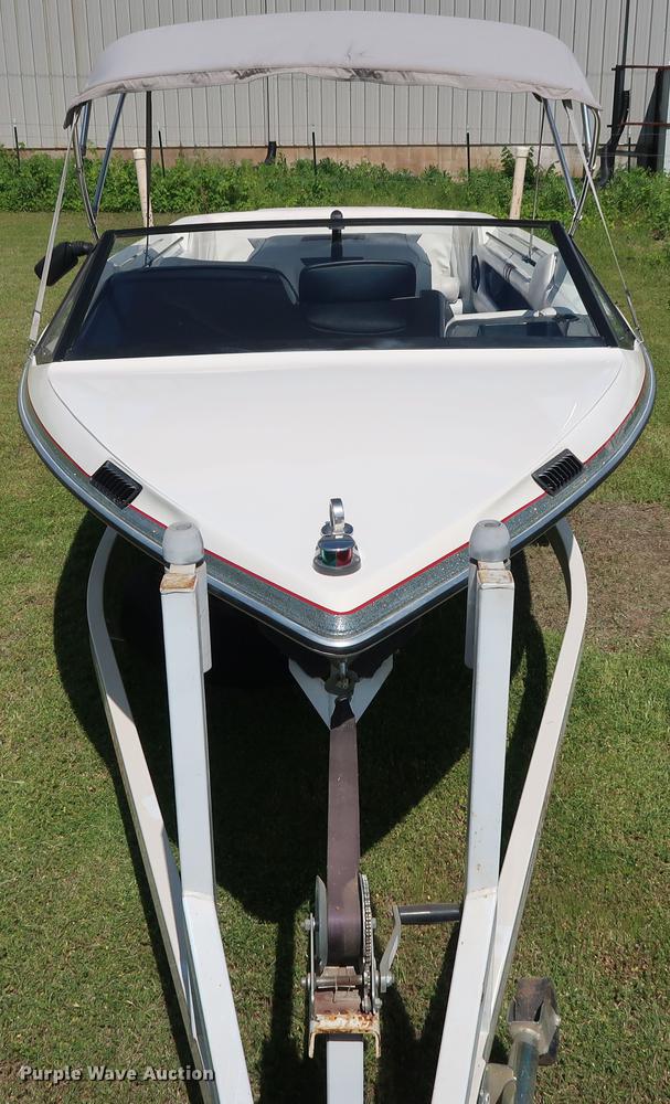 image for item FE9639 1988 Mastercraft Platinum Prostar 190 20th Anniversary boat