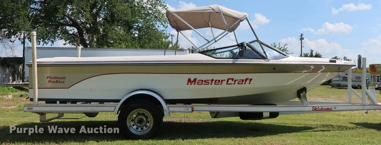 image for item FE9639 1988 Mastercraft Platinum Prostar 190 20th Anniversary boat