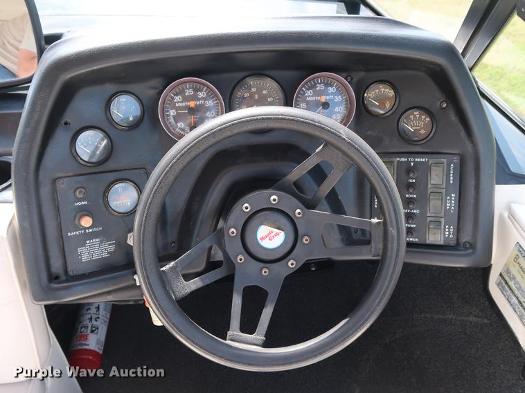 image for item FE9639 1988 Mastercraft Platinum Prostar 190 20th Anniversary boat