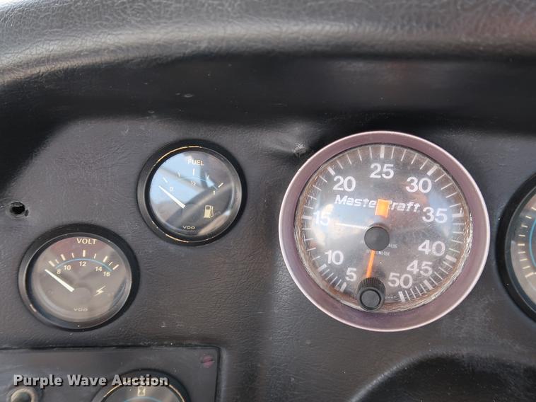 image for item FE9639 1988 Mastercraft Platinum Prostar 190 20th Anniversary boat