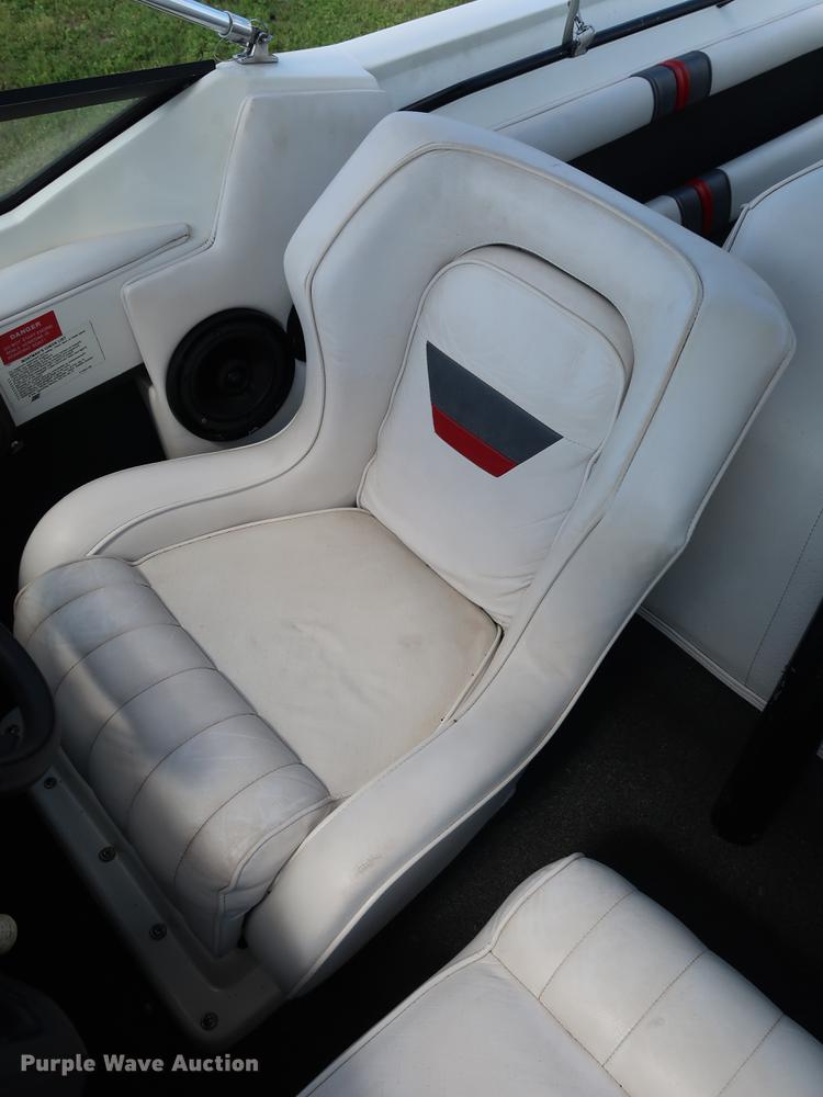 image for item FE9639 1988 Mastercraft Platinum Prostar 190 20th Anniversary boat