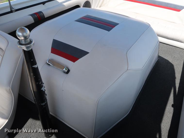 image for item FE9639 1988 Mastercraft Platinum Prostar 190 20th Anniversary boat