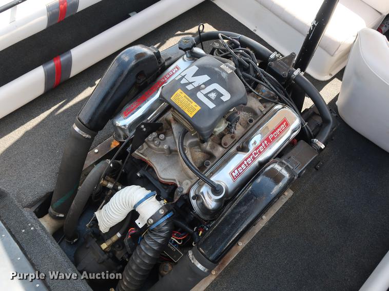 image for item FE9639 1988 Mastercraft Platinum Prostar 190 20th Anniversary boat