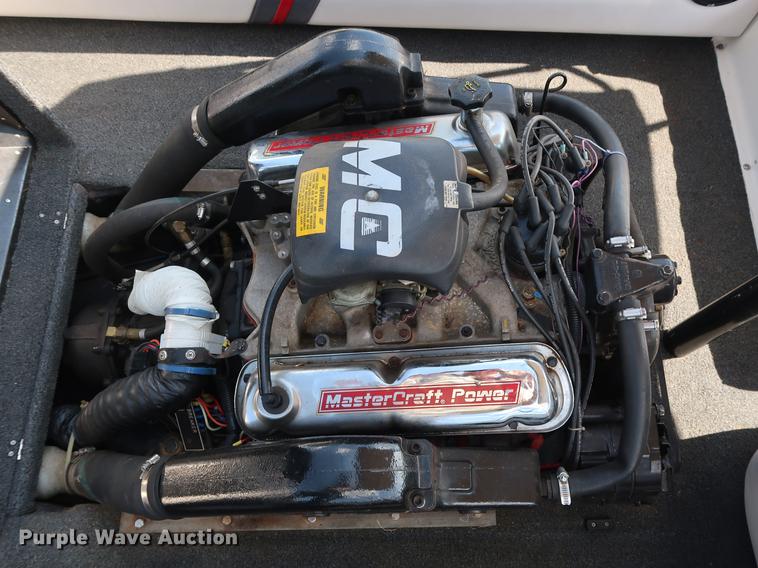 image for item FE9639 1988 Mastercraft Platinum Prostar 190 20th Anniversary boat