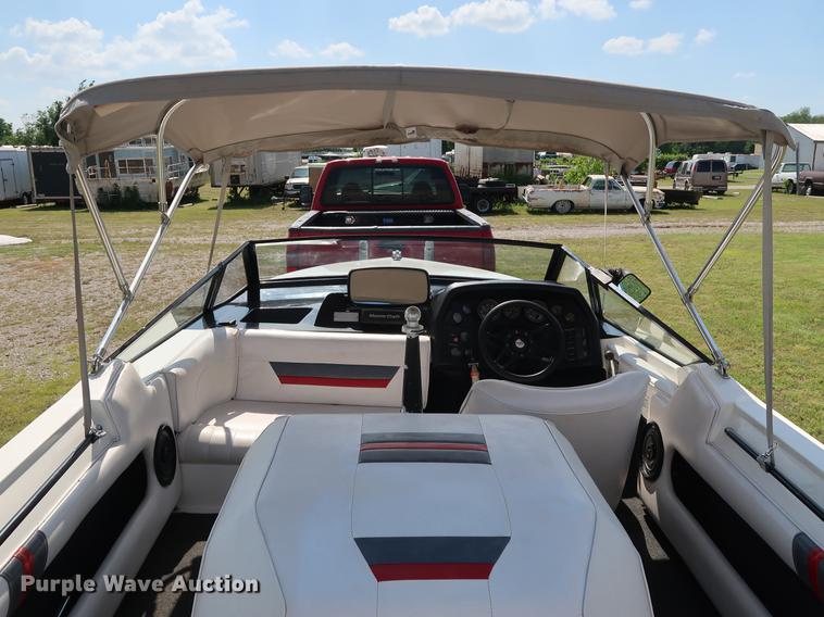 image for item FE9639 1988 Mastercraft Platinum Prostar 190 20th Anniversary boat