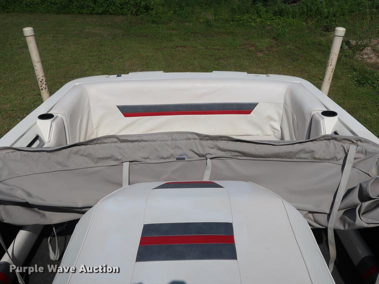 image for item FE9639 1988 Mastercraft Platinum Prostar 190 20th Anniversary boat