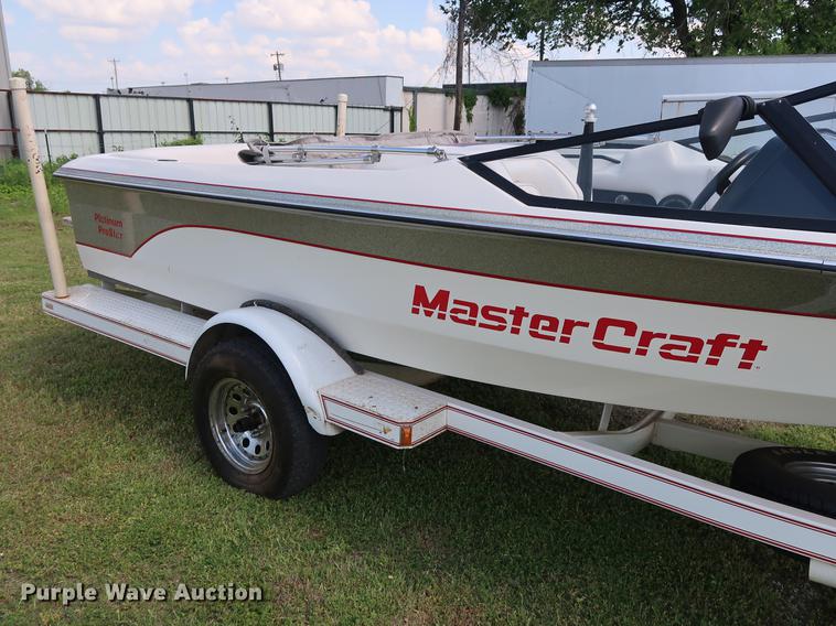 image for item FE9639 1988 Mastercraft Platinum Prostar 190 20th Anniversary boat