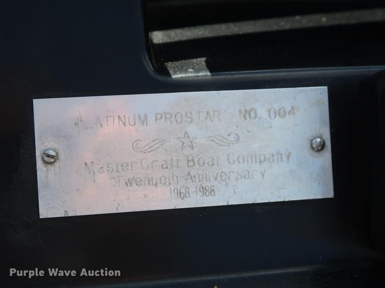 image for item FE9639 1988 Mastercraft Platinum Prostar 190 20th Anniversary boat