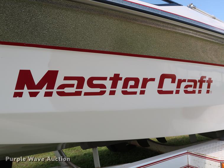 image for item FE9639 1988 Mastercraft Platinum Prostar 190 20th Anniversary boat