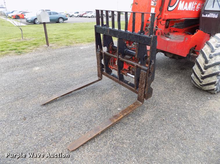image for item FG9370 2004 Manitou MLT940L120LSU telehandler