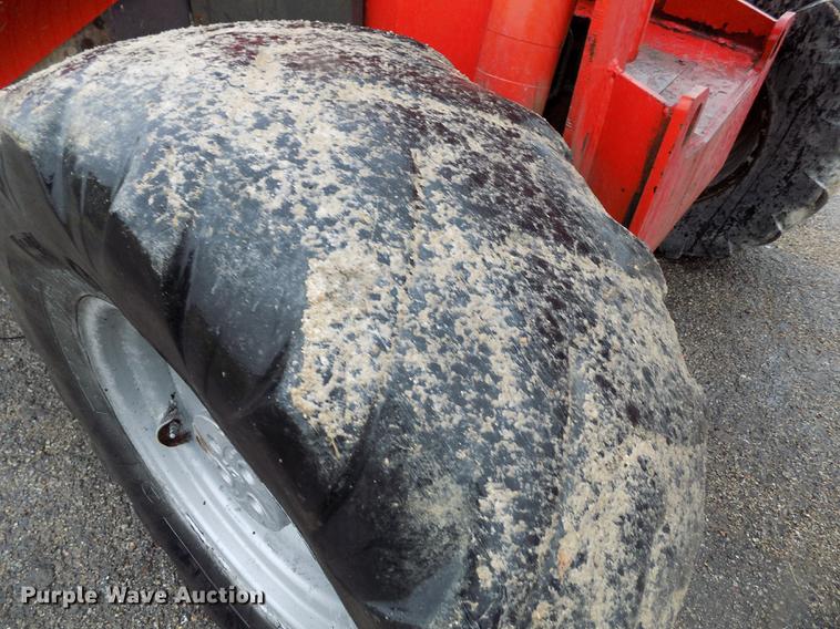 image for item FG9370 2004 Manitou MLT940L120LSU telehandler