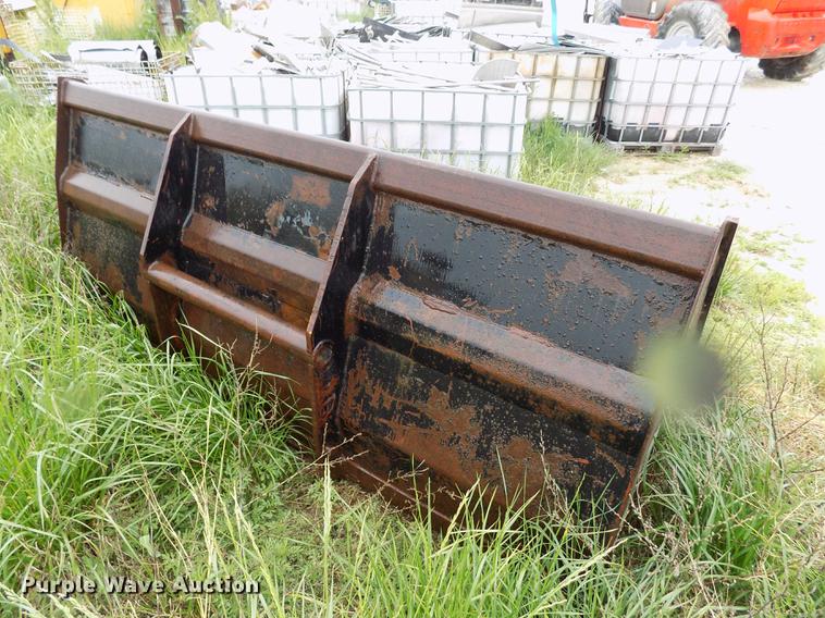 image for item FG9370 2004 Manitou MLT940L120LSU telehandler