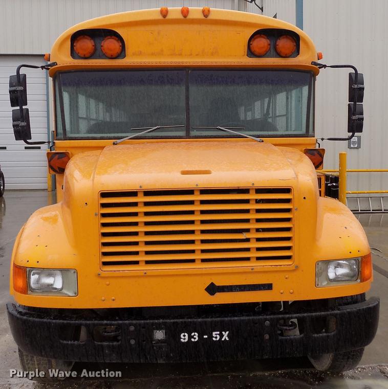 image for item FG9371 1994 International 3800 Blue Bird school bus