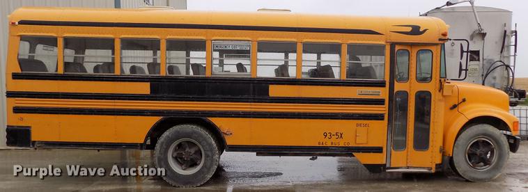 image for item FG9371 1994 International 3800 Blue Bird school bus
