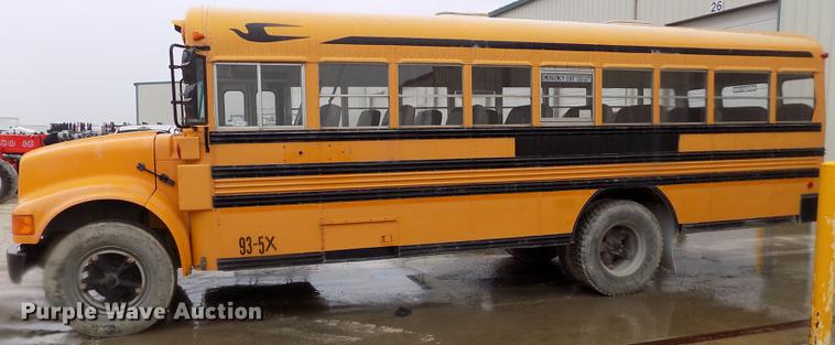 image for item FG9371 1994 International 3800 Blue Bird school bus