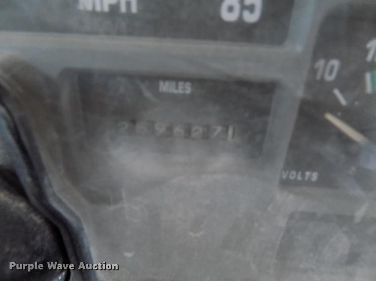 image for item FG9371 1994 International 3800 Blue Bird school bus