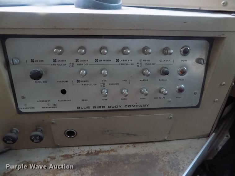 image for item FG9371 1994 International 3800 Blue Bird school bus