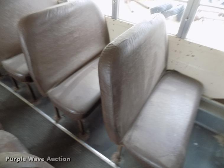 image for item FG9371 1994 International 3800 Blue Bird school bus