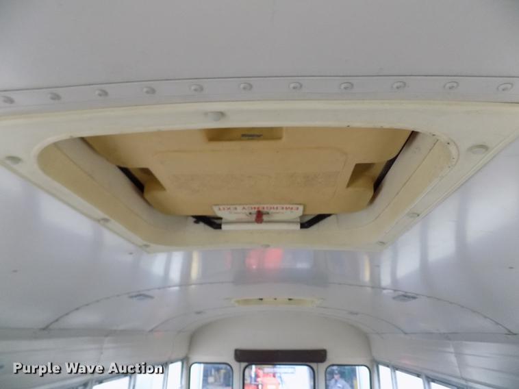 image for item FG9371 1994 International 3800 Blue Bird school bus