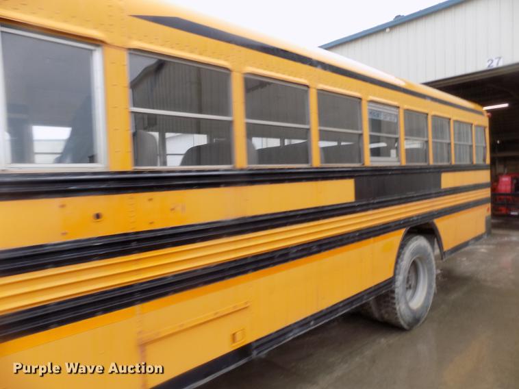 image for item FG9371 1994 International 3800 Blue Bird school bus