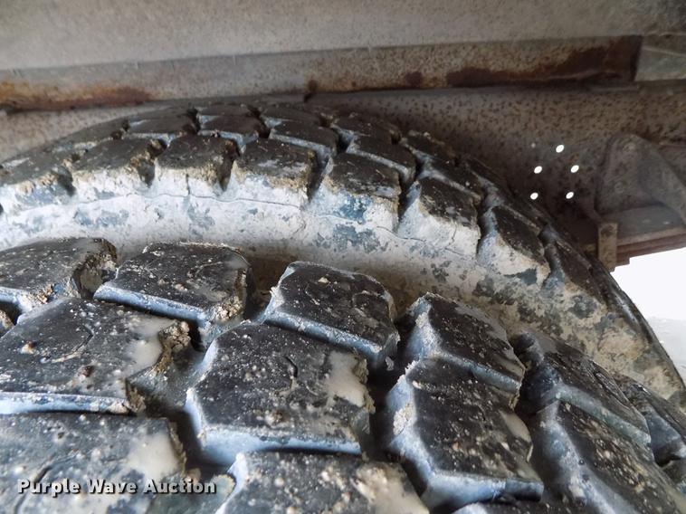 image for item FG9371 1994 International 3800 Blue Bird school bus